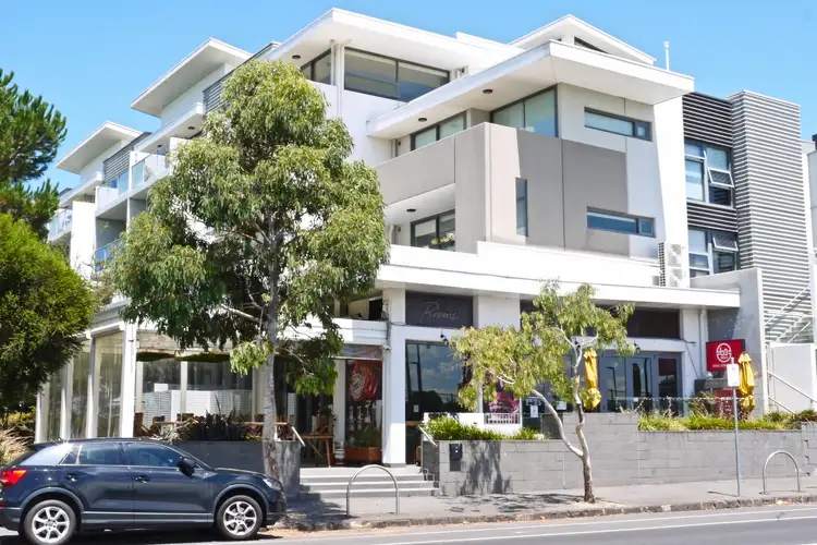 A302/460 Victoria Street, Brunswick VIC 3056