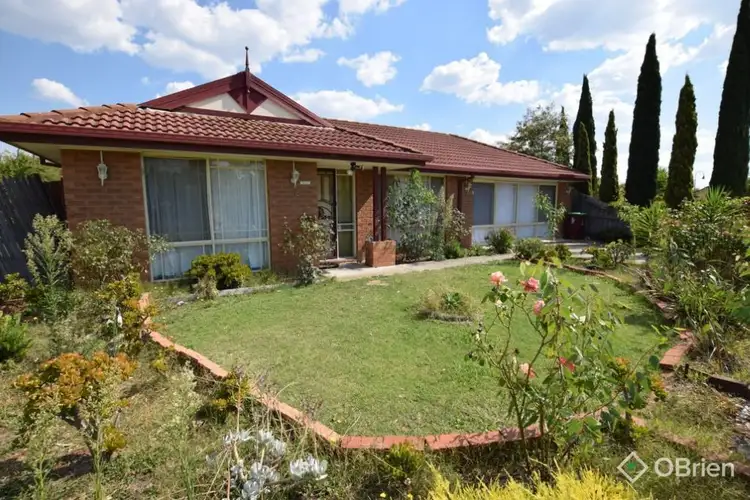 2 MacLeod Way, Lynbrook VIC 3975