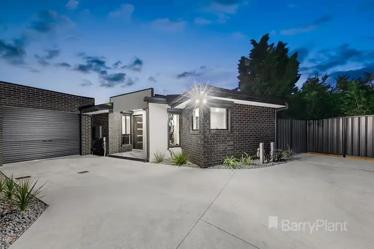 Main view of Homely unit listing, 5A Halifax Close, St Albans VIC 3021