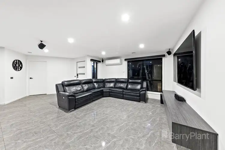 Second view of Homely unit listing, 5A Halifax Close, St Albans VIC 3021