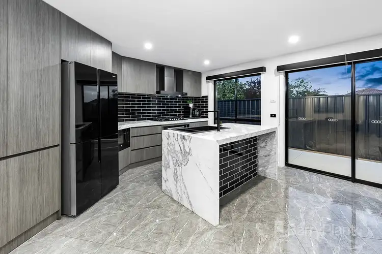 Third view of Homely unit listing, 5A Halifax Close, St Albans VIC 3021