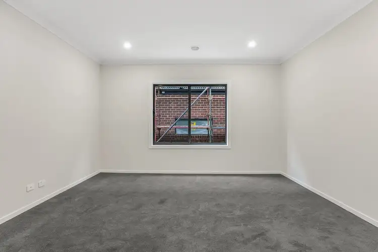 Fourth view of Homely house listing, 7 Eaglemont Way, Werribee VIC 3030