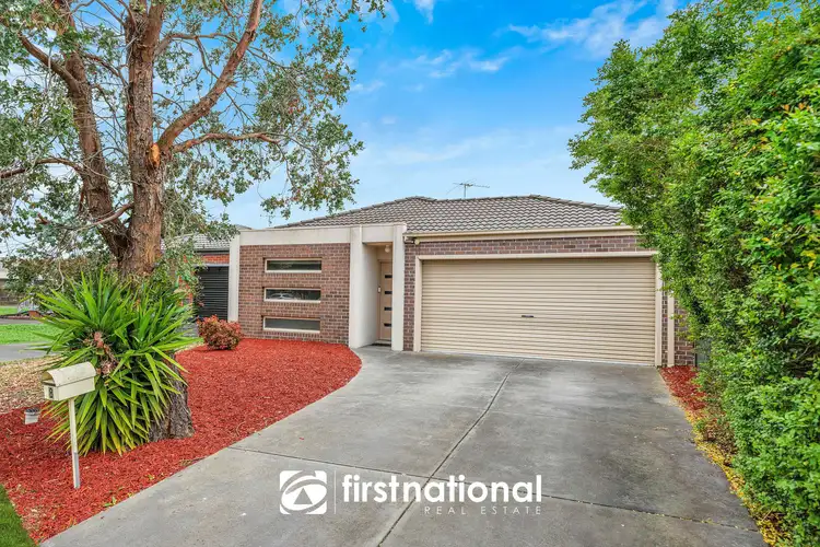 Main view of Homely house listing, 8 Elderberry Way, Pakenham VIC 3810