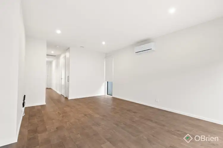 Third view of Homely unit listing, 6 Pindari Crescent, Langwarrin VIC 3910