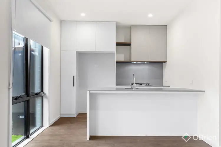Fifth view of Homely unit listing, 6 Pindari Crescent, Langwarrin VIC 3910