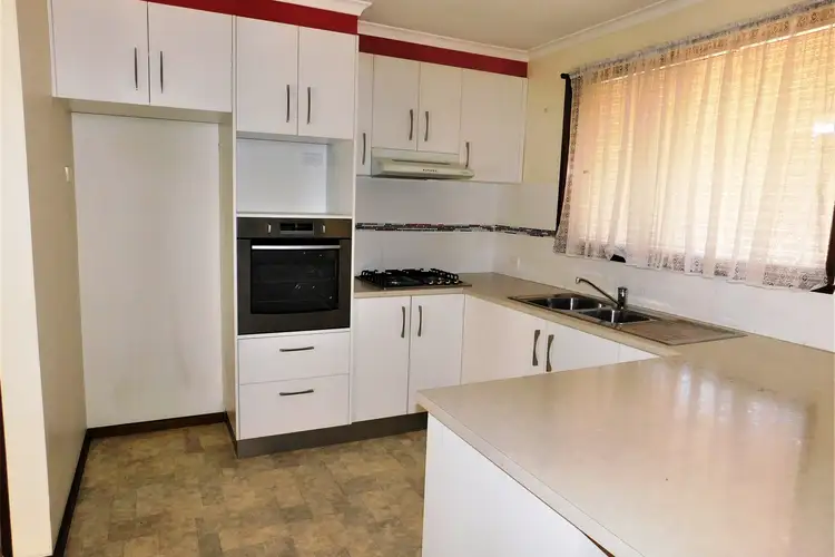 Third view of Homely unit listing, 2/14 Wirilda Close, Wodonga VIC 3690