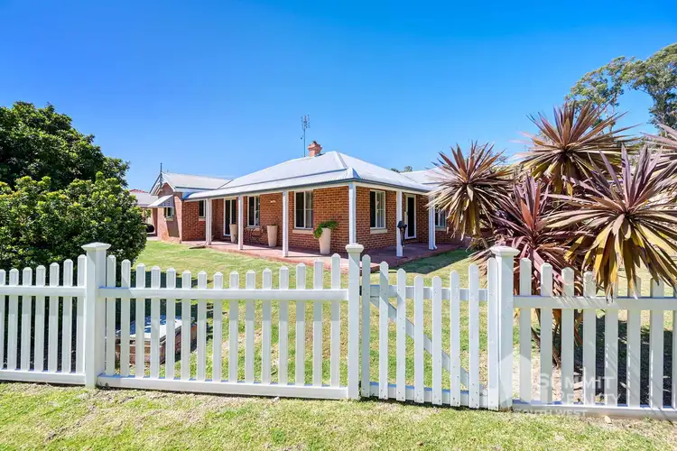 Second view of Homely house listing, 3 Lincoln Grove, College Grove WA 6230