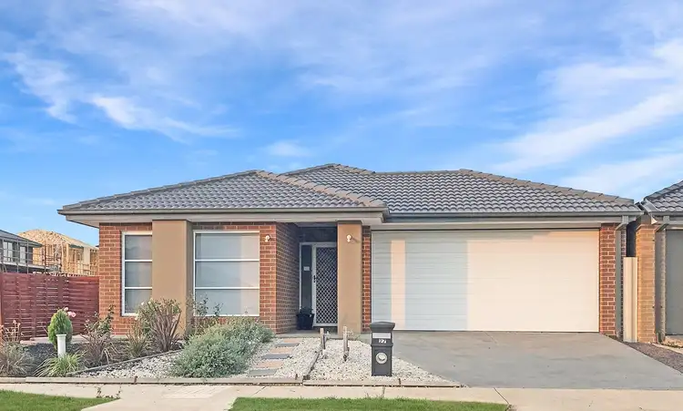 27 Smile Crescent, Wyndham Vale VIC 3024