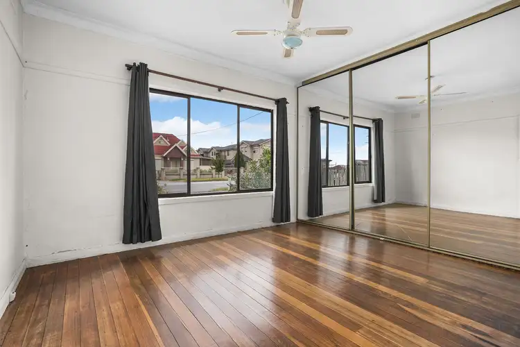 1047 Heatherton Road