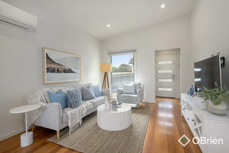 Second view of Homely house listing, 2/38 Heatherhill Road, Frankston VIC 3199