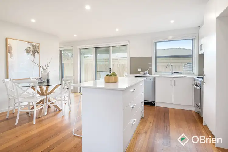 Fifth view of Homely house listing, 2/38 Heatherhill Road, Frankston VIC 3199