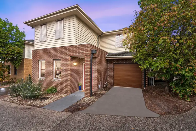 2/100-108 West Fyans Street