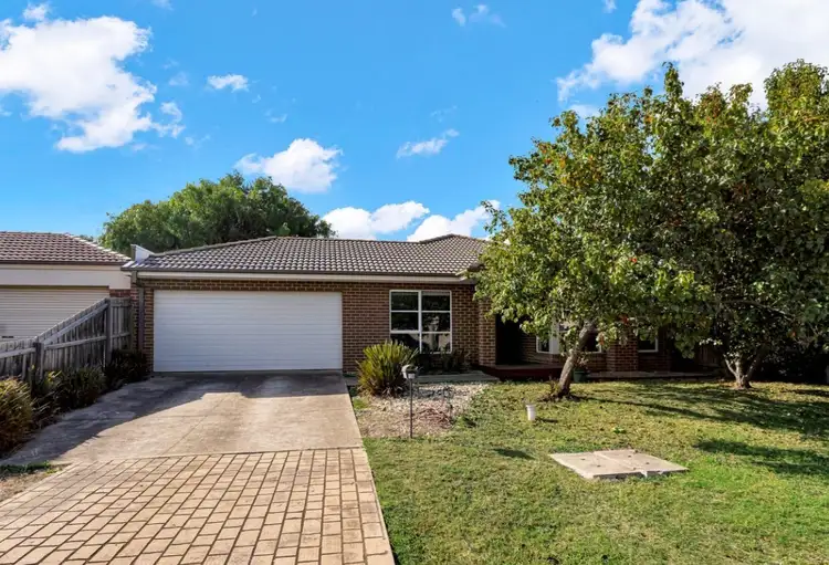 10 Merrijig Court, Kurunjang VIC 3337