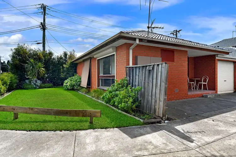 2/383 Station Street, Thornbury VIC 3071