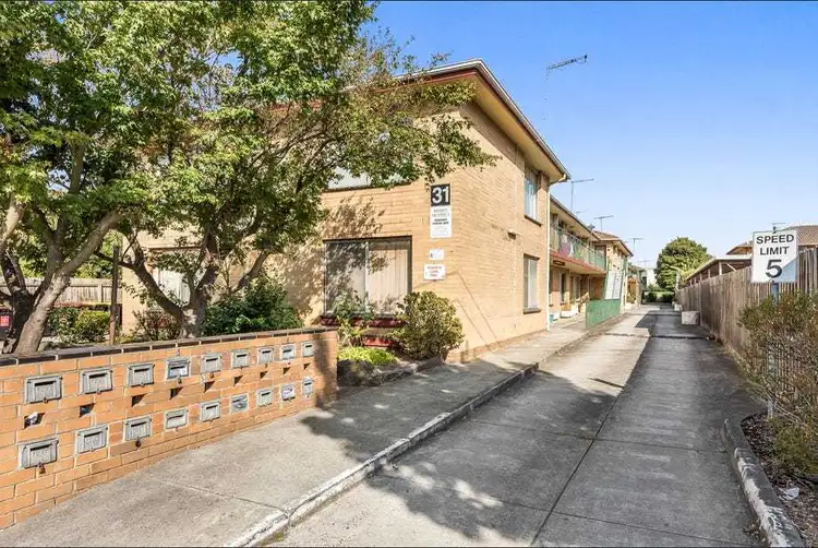 15/31 Stud Road, Dandenong VIC 3175