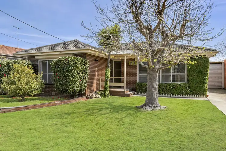 23 Korumburra Close, Norlane VIC 3214