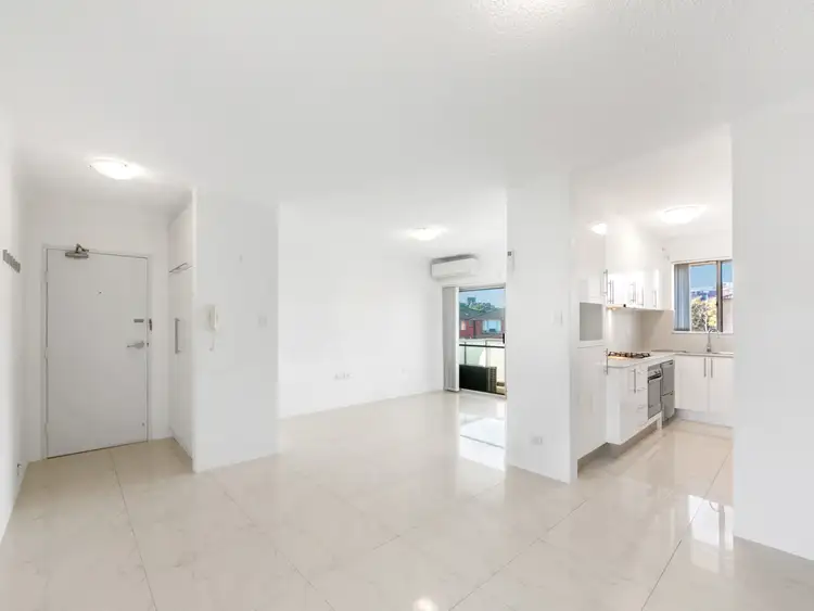 Main view of Homely apartment listing, 5/20 Barber Avenue, Eastlakes NSW 2018