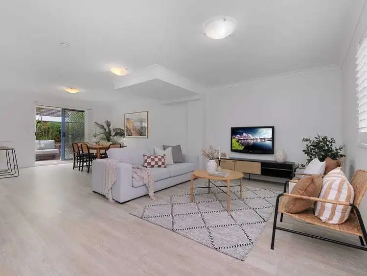 2/26 New Orleans Crescent, Maroubra NSW 2035