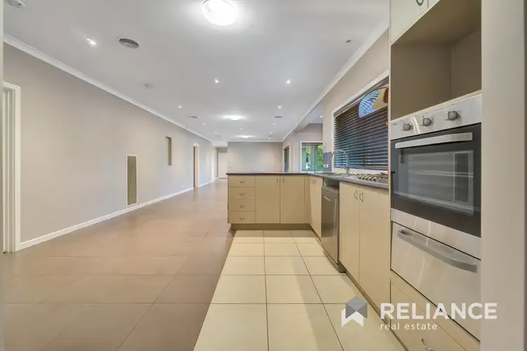 Fifth view of Homely house listing, 17 Lincoln Park Close, Sanctuary Lakes VIC 3030