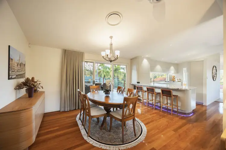 Sixth view of Homely house listing, 2 Roberts Court, Brookfield QLD 4069