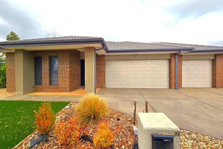 Second view of Homely house listing, 32 Maracana Circuit, Strathtulloh VIC 3338