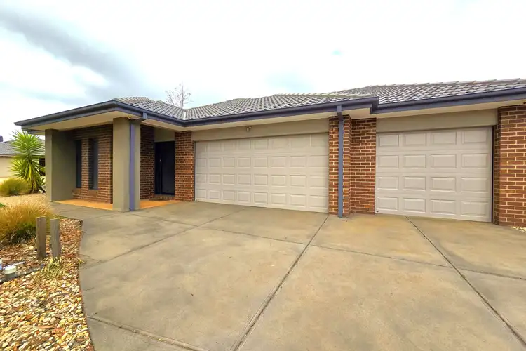 Third view of Homely house listing, 32 Maracana Circuit, Strathtulloh VIC 3338