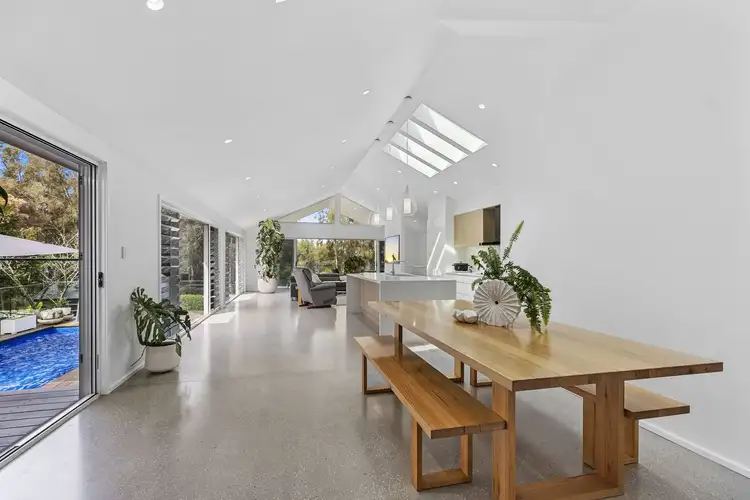 Fifth view of Homely house listing, 335 Lakedge Avenue, Berkeley Vale NSW 2261