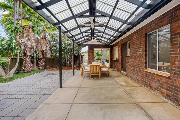 15 Marinna Court, West Lakes SA 5021