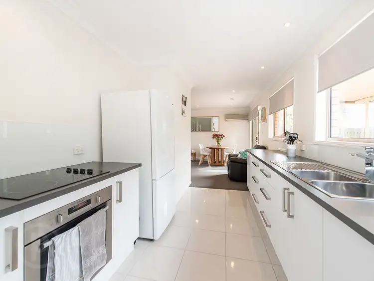 Fourth view of Homely townhouse listing, 2/754 Wynnum Road, Morningside QLD 4170