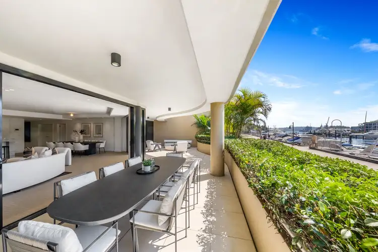 10/10 Lincoln Crescent, Woolloomooloo NSW 2011