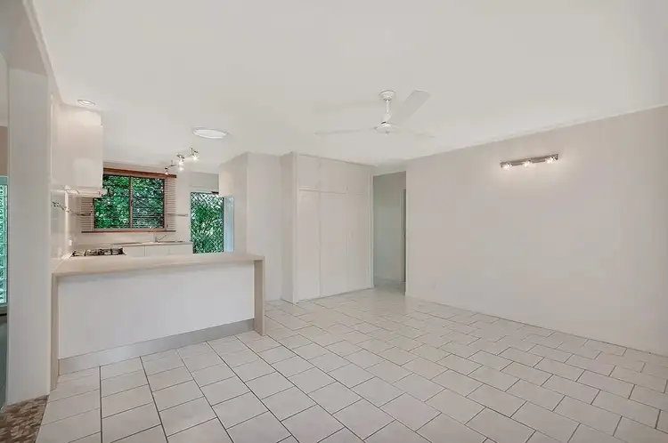 Third view of Homely unit listing, 2/363 Severin Street, Parramatta Park QLD 4870