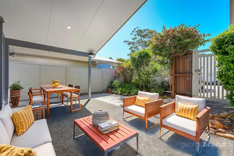 8/425 Terrigal Drive