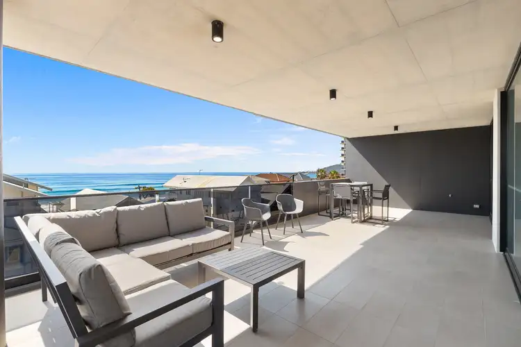 201/88 Jefferson Lane, Palm Beach QLD 4221