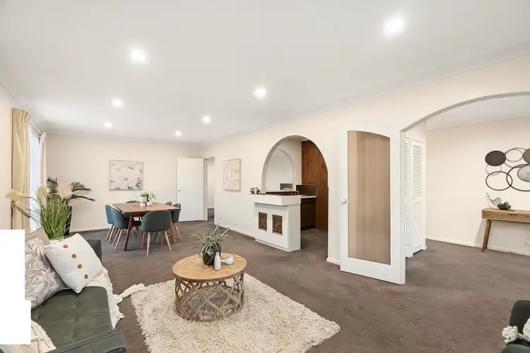 Fourth view of Homely house listing, 2 Woodleigh Crescent, Vermont South VIC 3133
