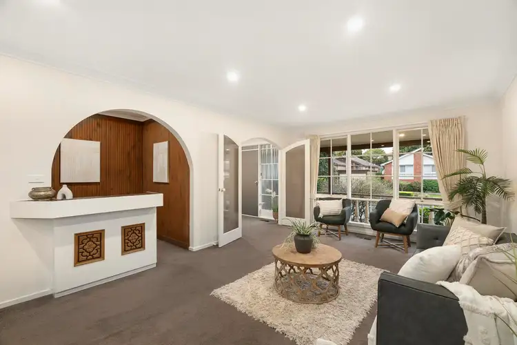 Fifth view of Homely house listing, 2 Woodleigh Crescent, Vermont South VIC 3133