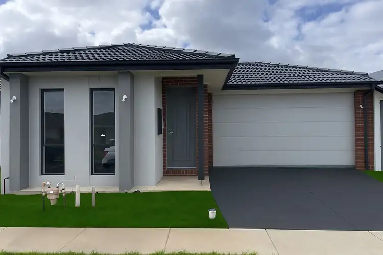 15 Revival Street, Charlemont VIC 3217