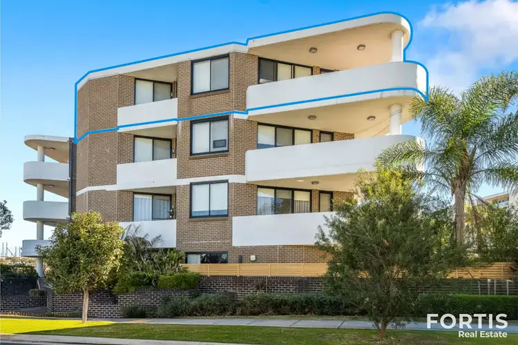 24/2 Patricia Street, Mays Hill NSW 2145