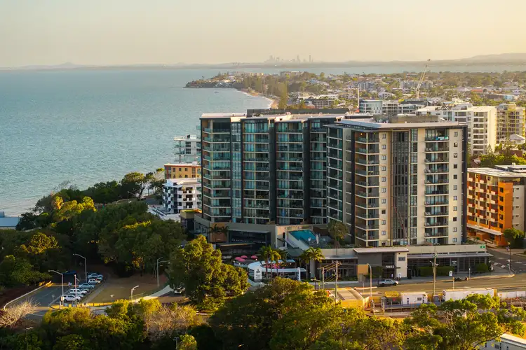 305/99 Marine Parade
