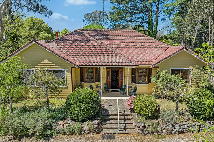 12 Albert Street, Leura NSW 2780