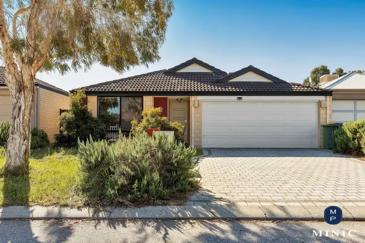 20 Blacksmith Street, Queens Park WA 6107