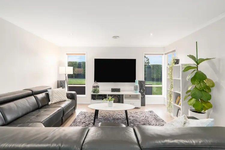 Fourth view of Homely house listing, 10 Sanja Court, Grovedale VIC 3216