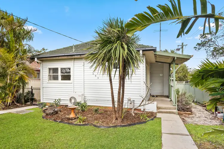 253 Farmborough Road