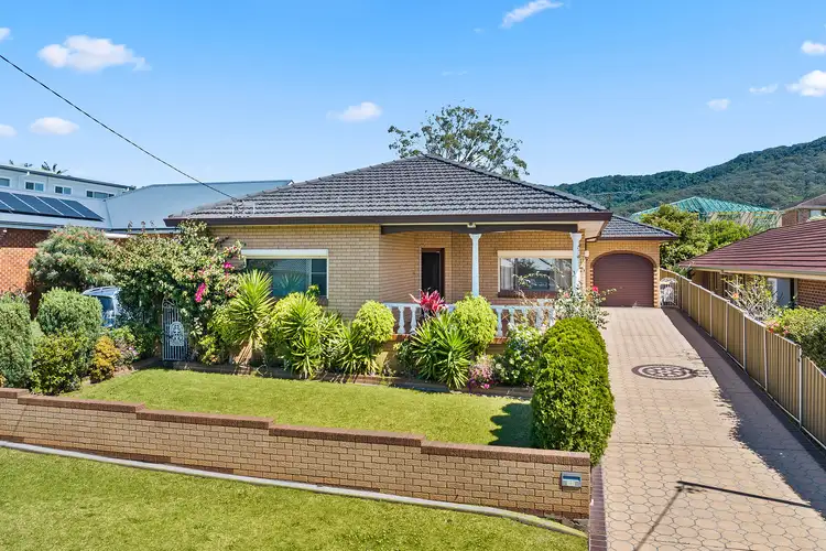 22 Caroline Street, Corrimal NSW 2518