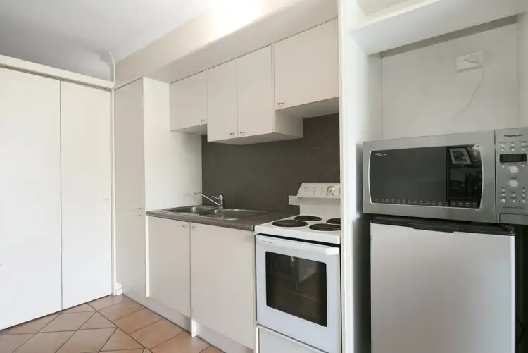 Third view of Homely unit listing, 9/10 Morris Street, Highgate Hill QLD 4101