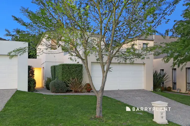 13 Sovereign Manors Crescent, Rowville VIC 3178