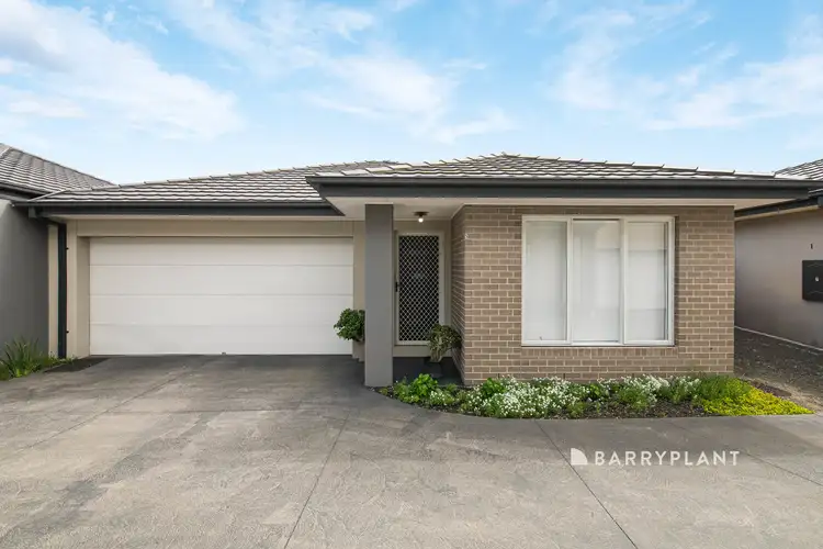 Main view of Homely house listing, 5 Allusive Walk, Narre Warren VIC 3805
