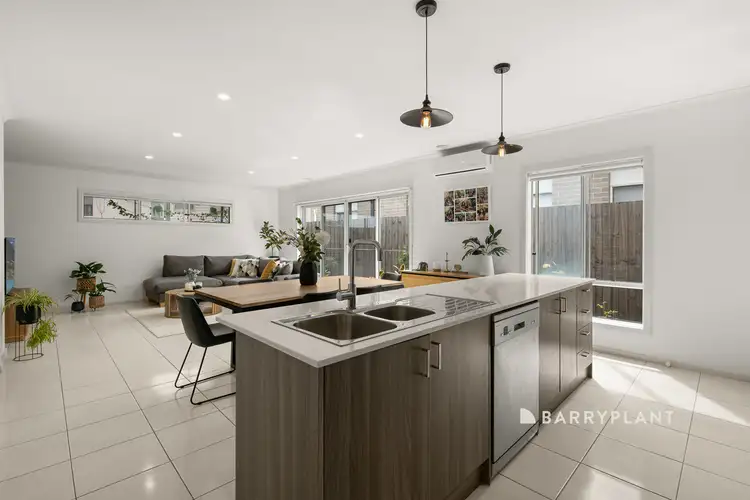 Fourth view of Homely house listing, 5 Allusive Walk, Narre Warren VIC 3805