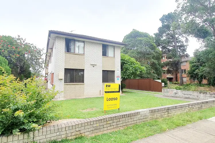 1/11 Ulverstone Street, Fairfield NSW 2165