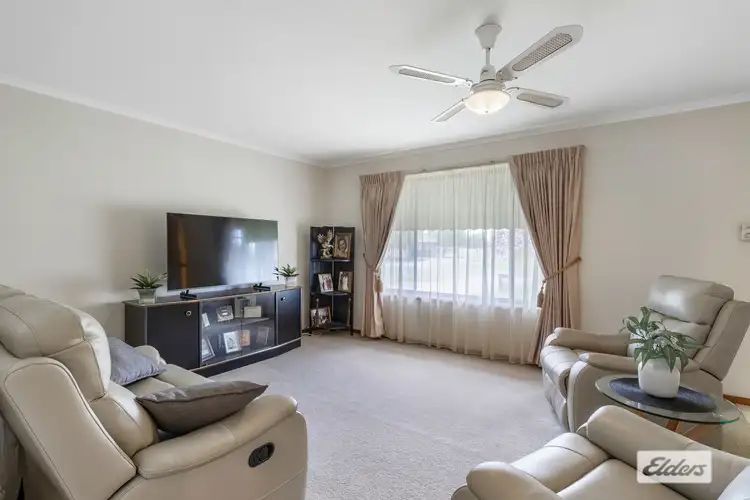 Fifth view of Homely unit listing, 2/101 Hammer Street, Howlong NSW 2643