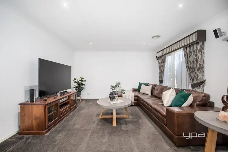 Second view of Homely house listing, 40 Oakview Parade, Caroline Springs VIC 3023